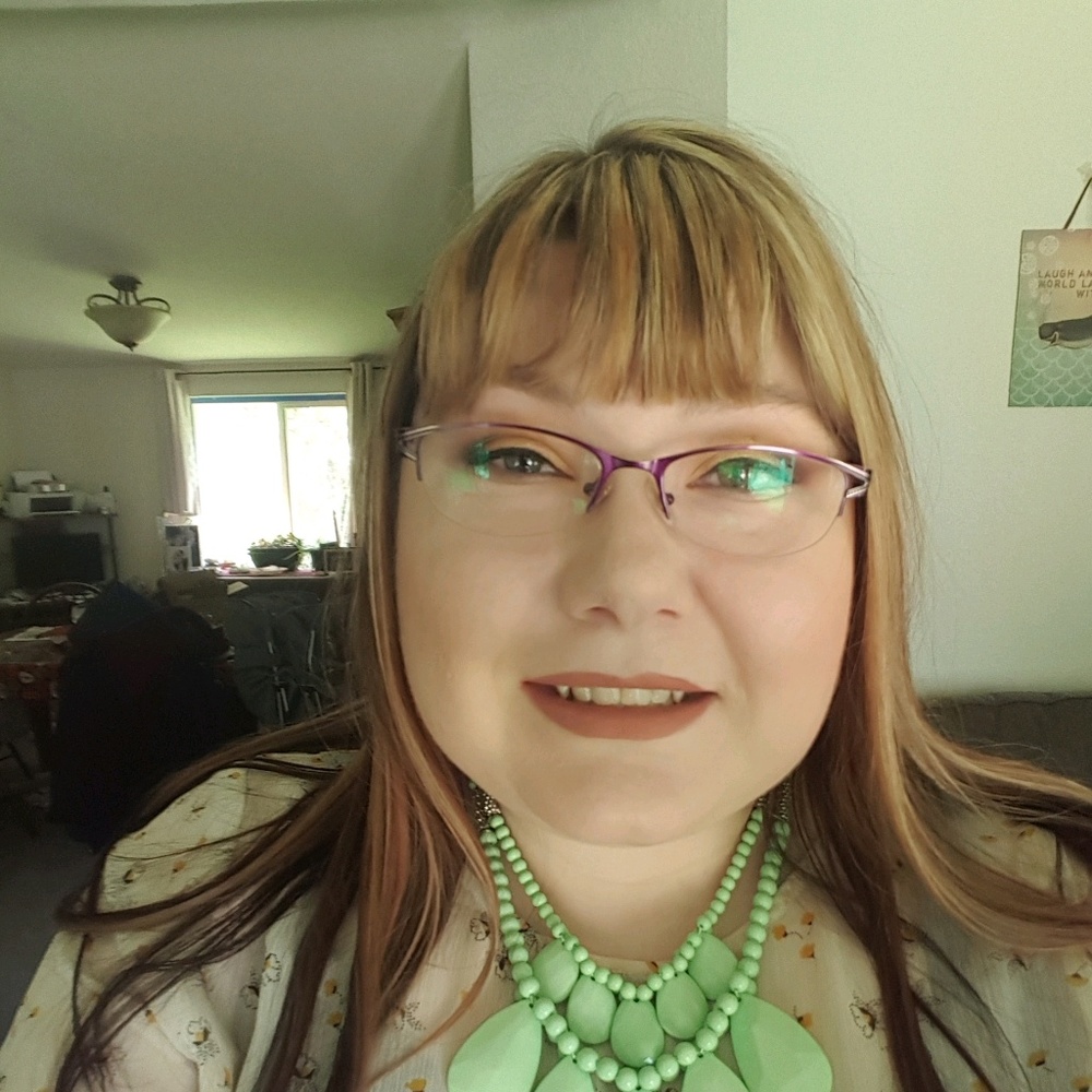 Meet your Posher, Amy